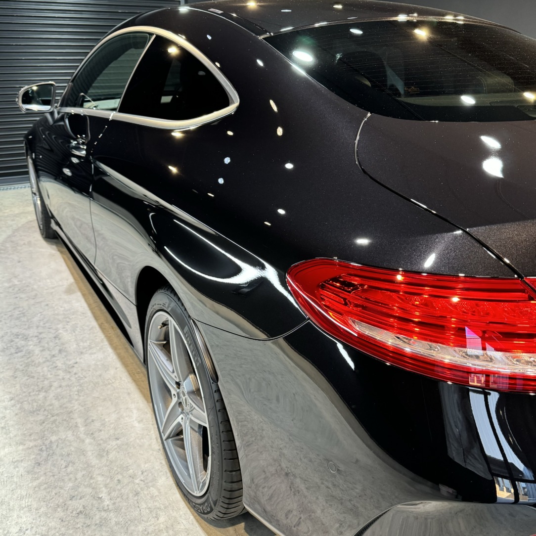 メルセデスベンツ C180 Coupe 春日井市のお客様 セラミックコーティング｜ボディ磨き カーコーティング専門店