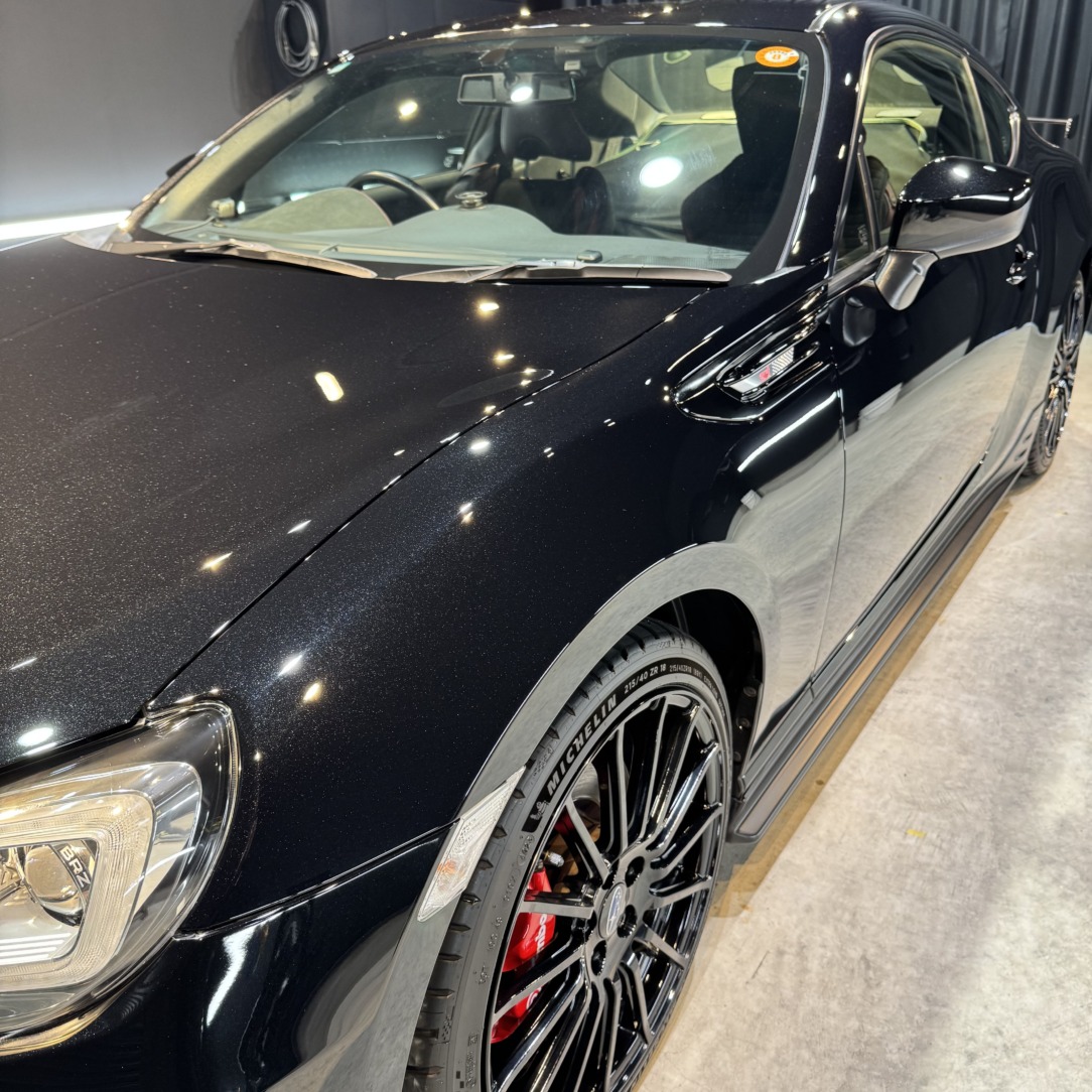 スバル BRZ 江南市のお客様 セラミックコーティング｜ボディ磨き カーコーティング専門店