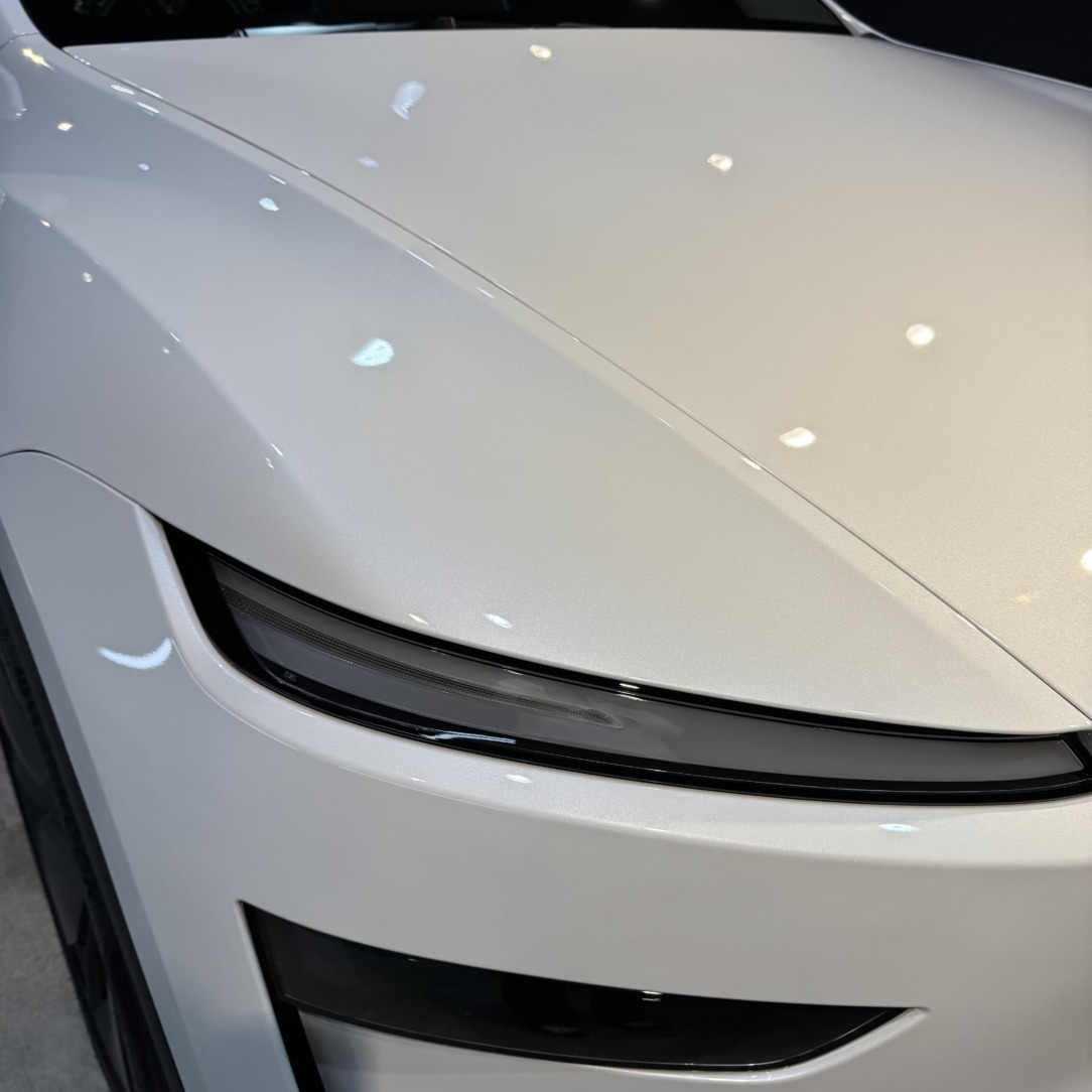 テスラ モデルY 春日井市のお客様 セラミックコーティング｜ボディ磨き カーコーティング専門店
