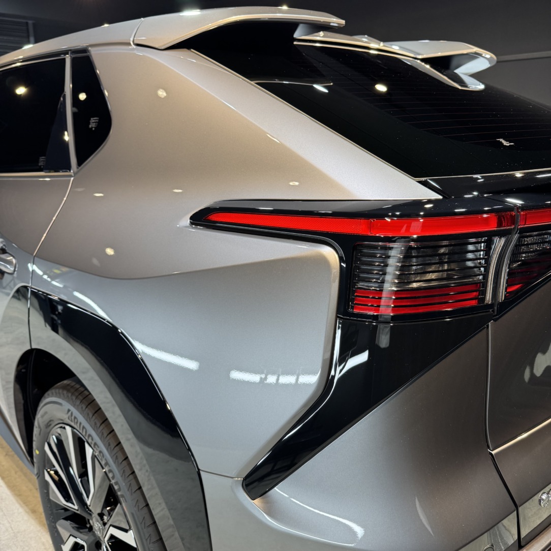 トヨタ bZ4X 春日井市のお客様 セラミックコーティング｜ボディ磨き カーコーティング専門店